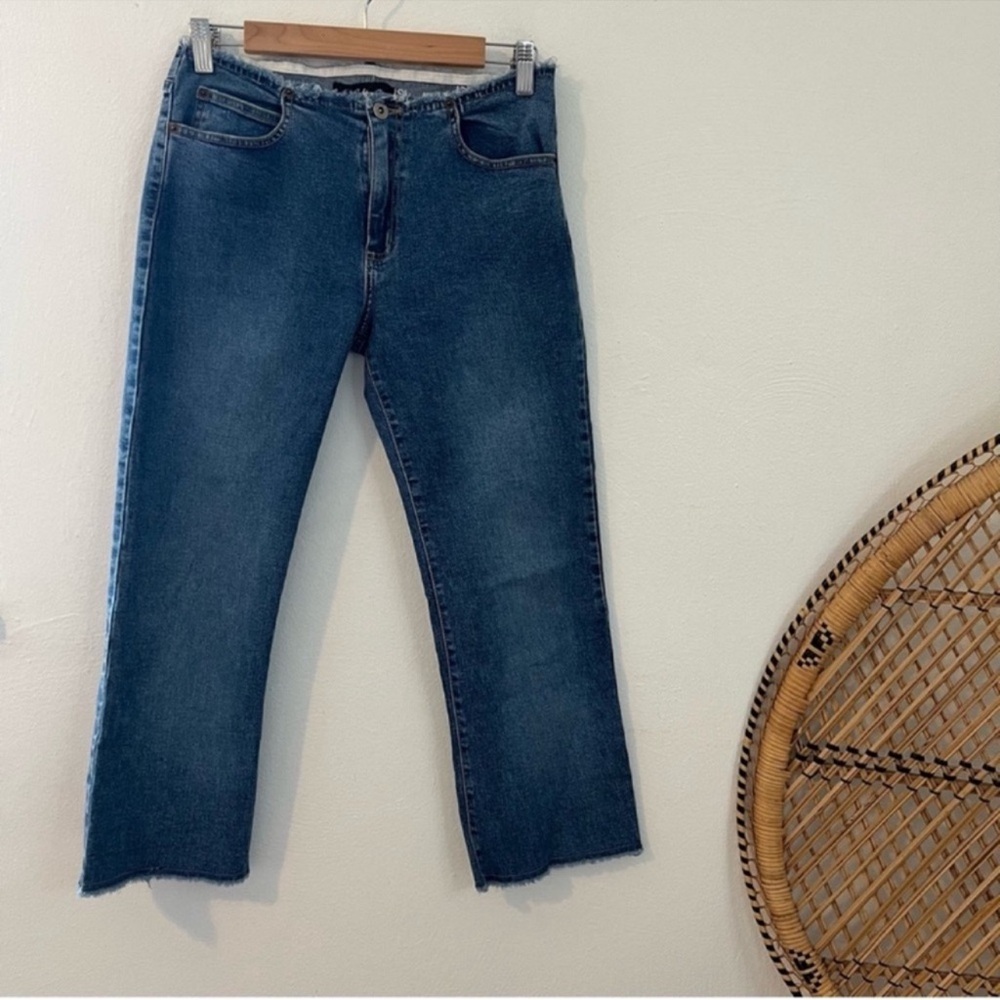 Y2K vintage Arden B capri length jeans raw frayed waistband 
size 4
